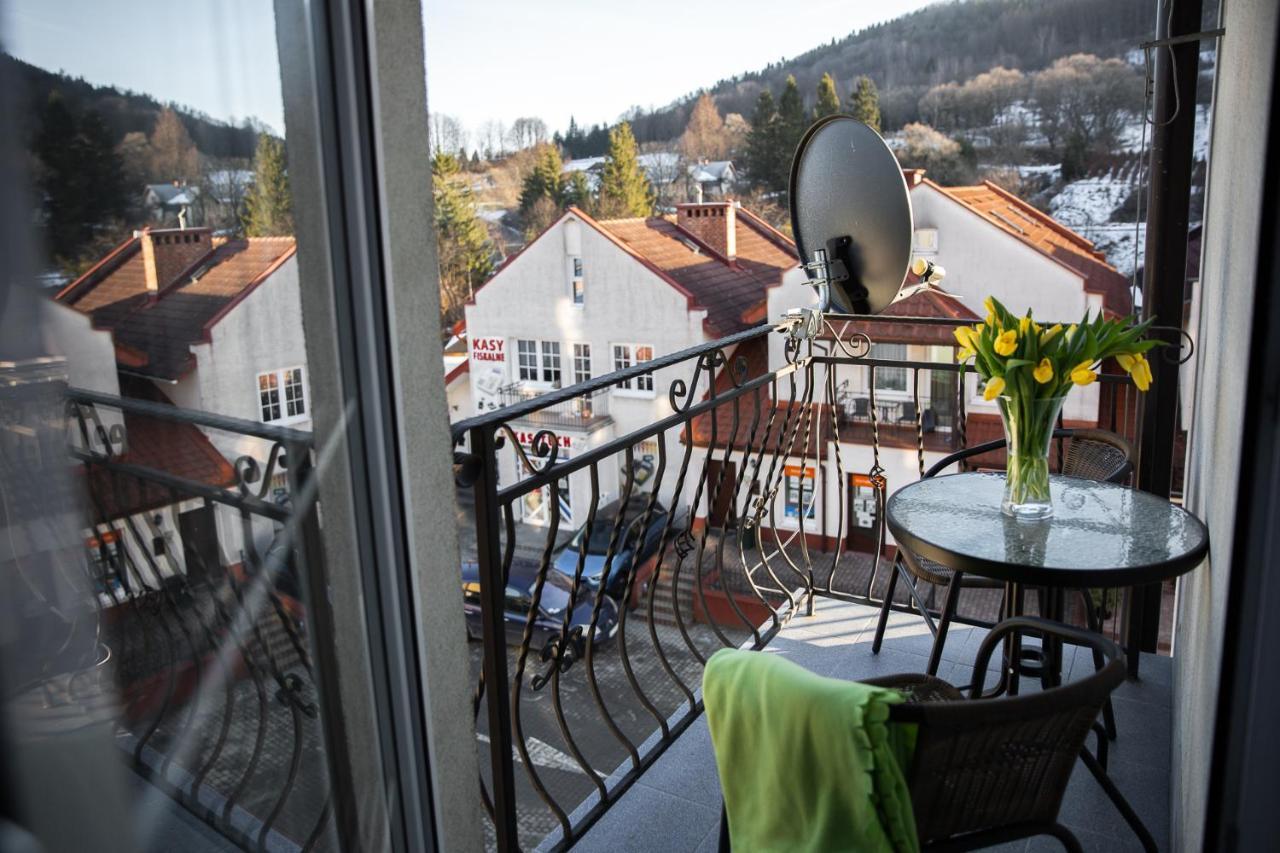 Apartament Szczesliwy Ustrzyki Dolne Luaran gambar