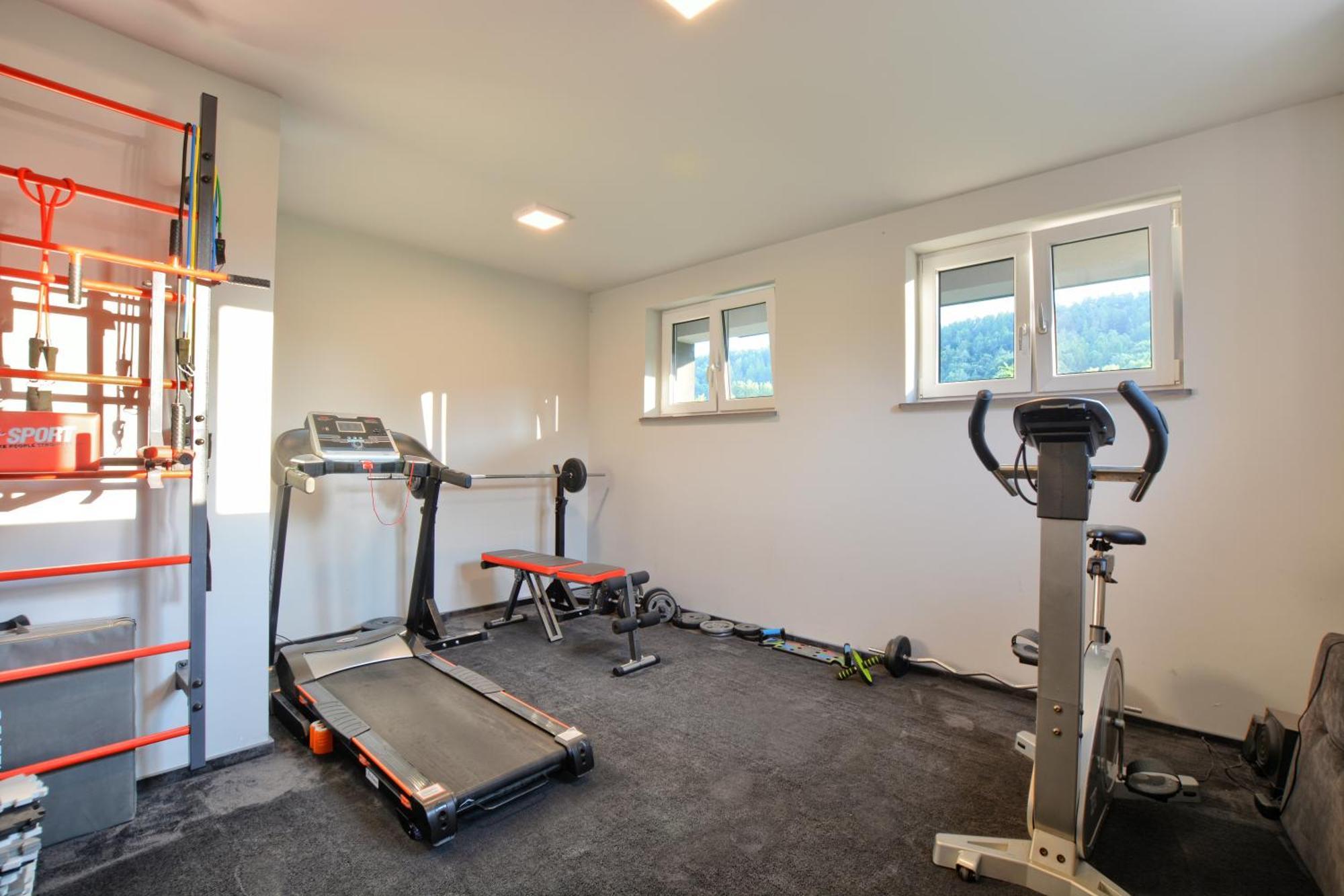 Apartament Szczesliwy Ustrzyki Dolne Luaran gambar