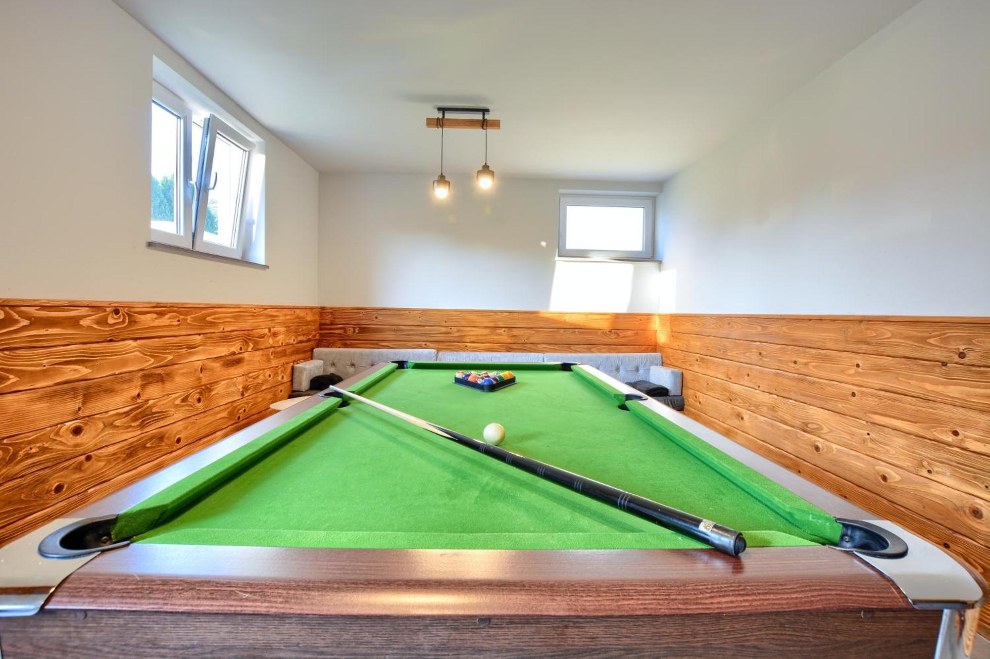 Apartament Szczesliwy Ustrzyki Dolne Luaran gambar
